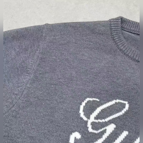 Gucci Women's Luxury Gray Sweater - Picture 8 of 8